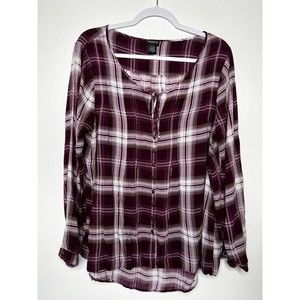 Torrid Top Womens Size 0 Large Purple Plaid Long Sleeve Challis Pintuck Blouse